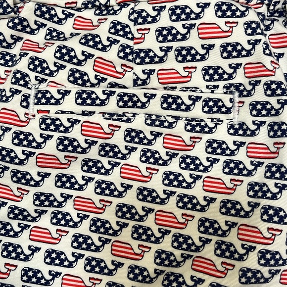 Vineyard Vines Flag Whale Printed Boulevard Shorts - Picture 11 of 13